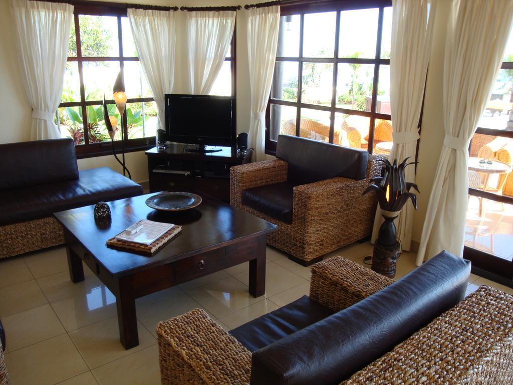 Villa Pelangi Bali Seririt  Стая снимка