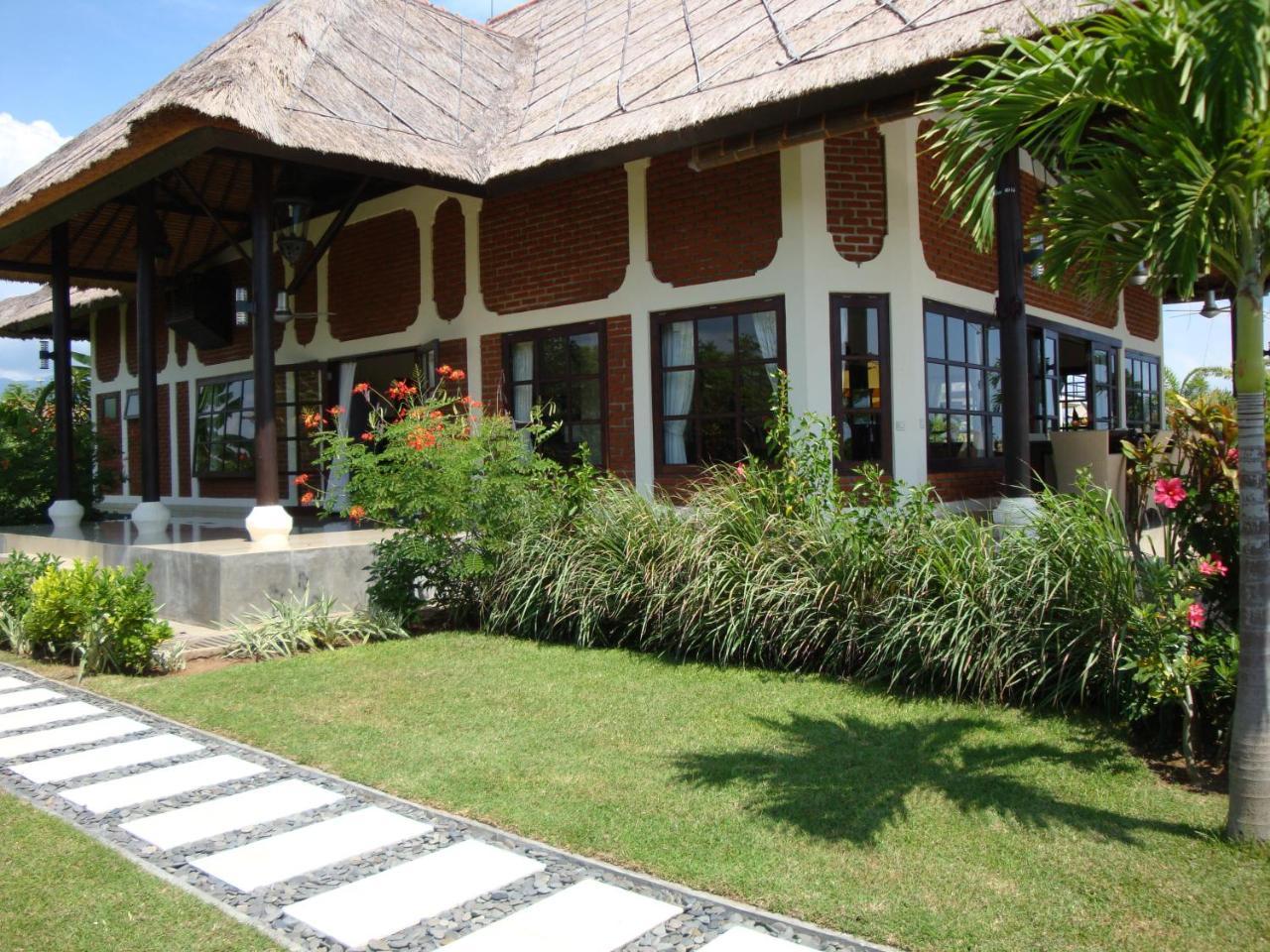 Villa Pelangi Bali Seririt  Екстериор снимка