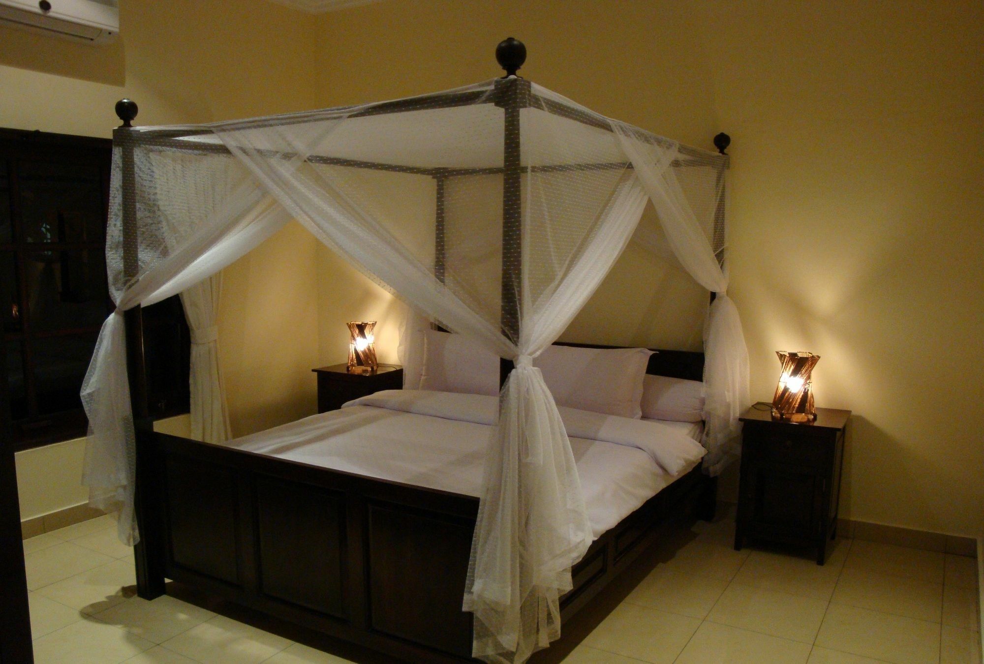 Villa Pelangi Bali Seririt  Екстериор снимка